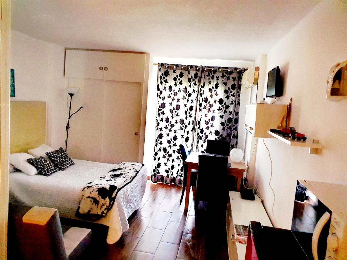 Jupiter Estudio Benalmadena Bagian luar foto